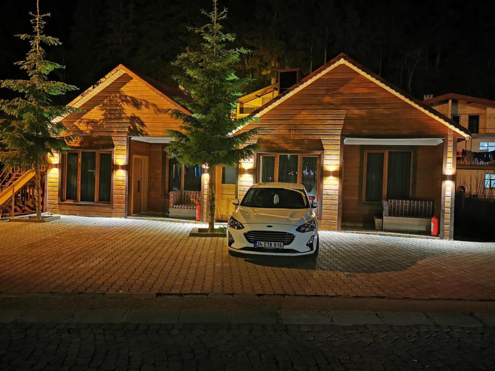 Zeren Bungalov Aparthotel Uzungöl Exteriör bild